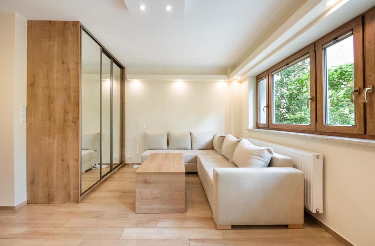 Mokotow Orzycka Beige Studio Warschau Buitenkant foto